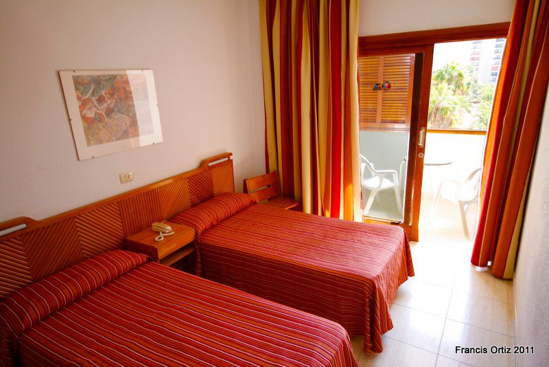 Andrea's Los Cristianos (Tenerife)