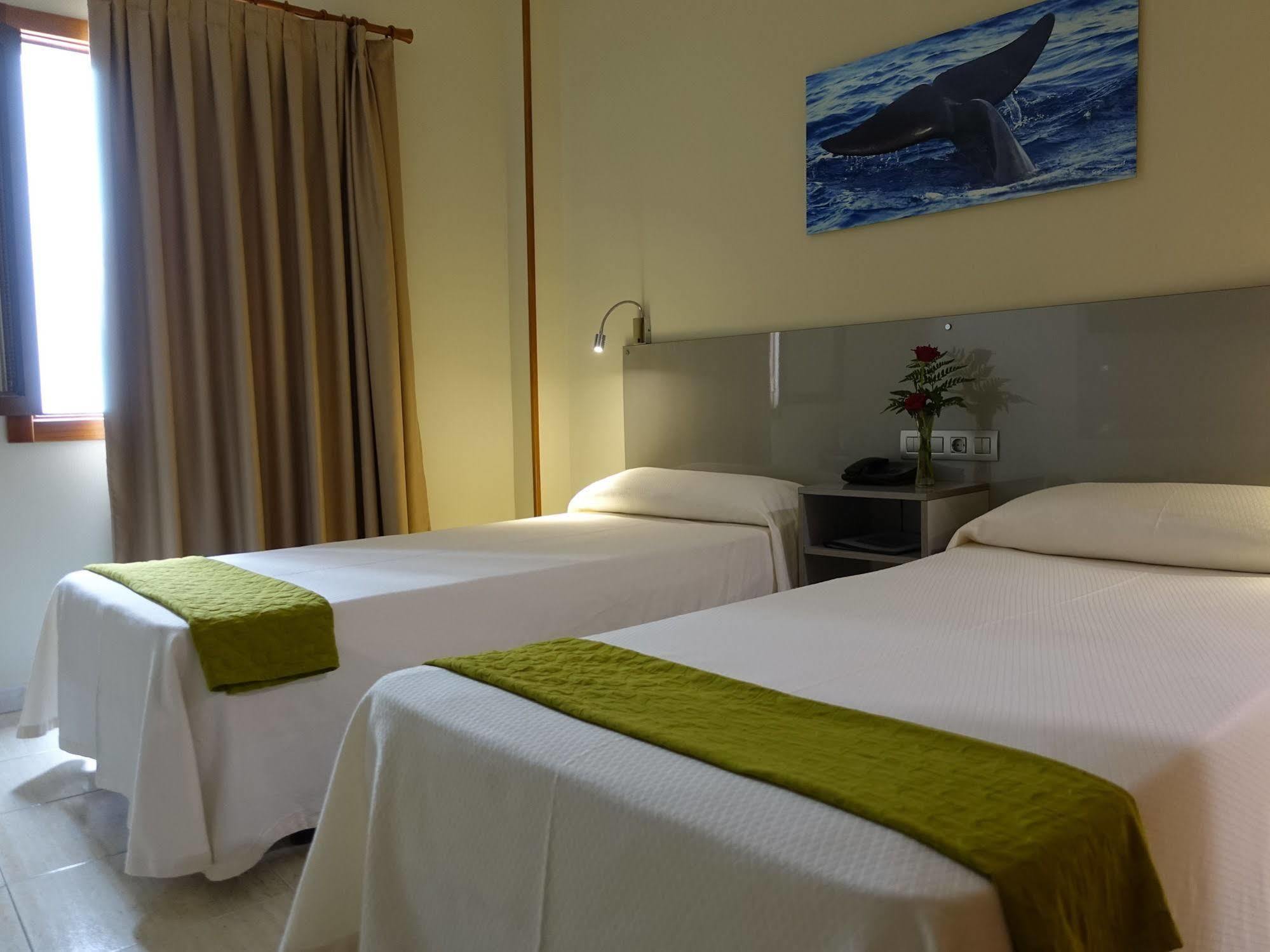 Andrea's Hotel 2*