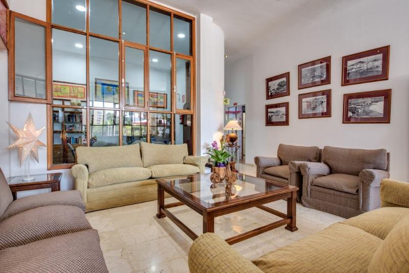 Andrea's Los Cristianos (Tenerife)